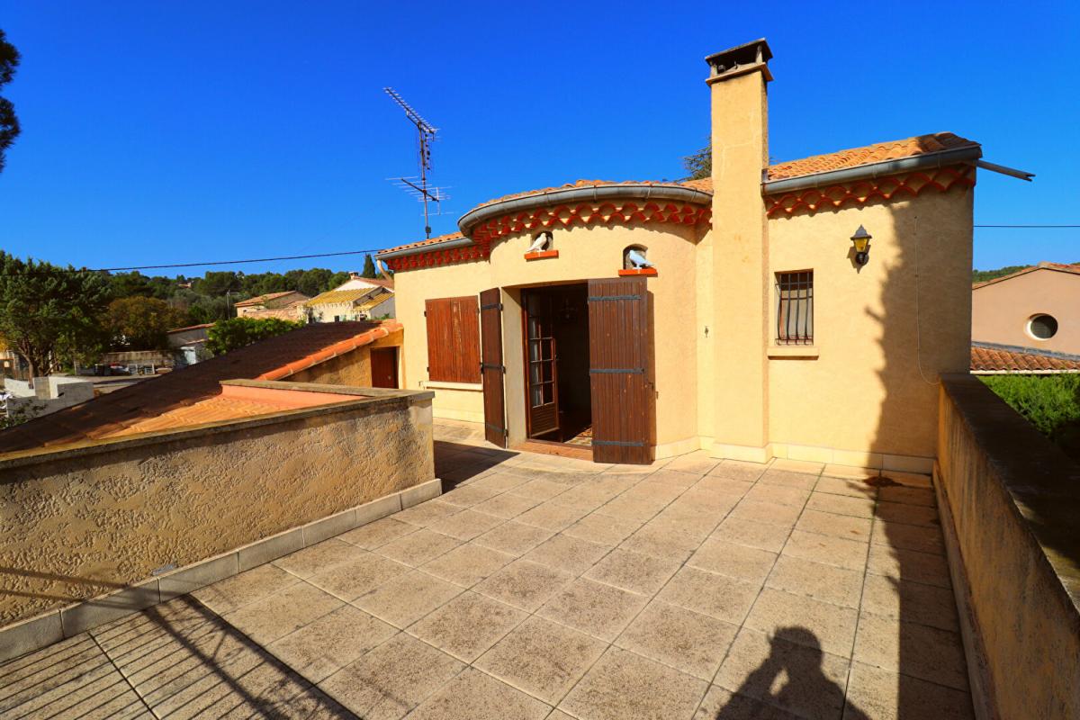 VILLENEUVE-LES-AVIGNON Maison Villeneuve Les Avignon 4 pièce(s) 97 m2 5