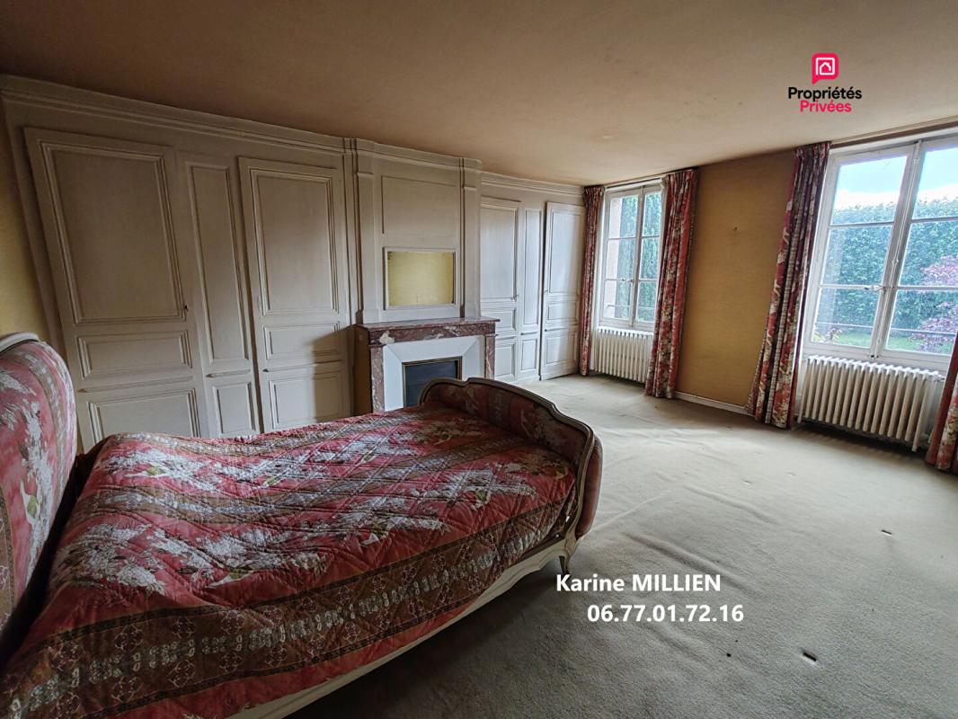 DREUX DREUX 28100 Maison en centre ville - 5 chambres - Garage - Dépendance - Grenier - Terrain - 275600 HAI 15