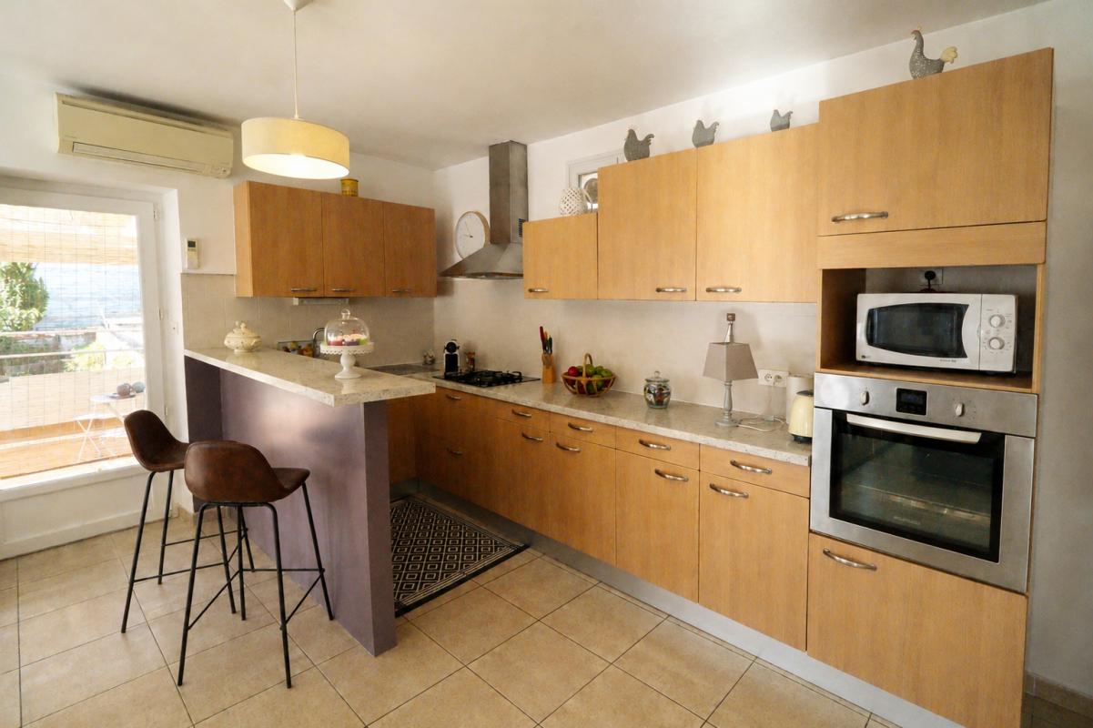 GINESTAS Maison Ginestas 4 pièce(s) 93 m2 4