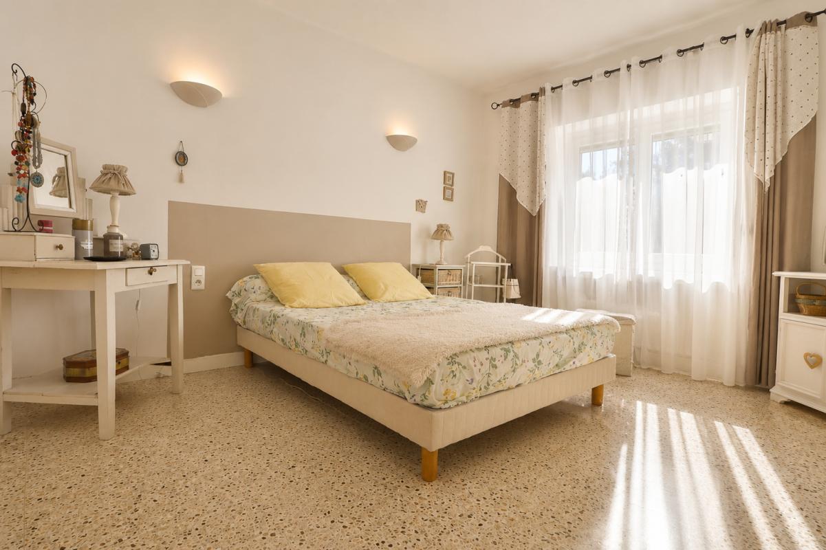GINESTAS Maison Ginestas 4 pièce(s) 93 m2 6
