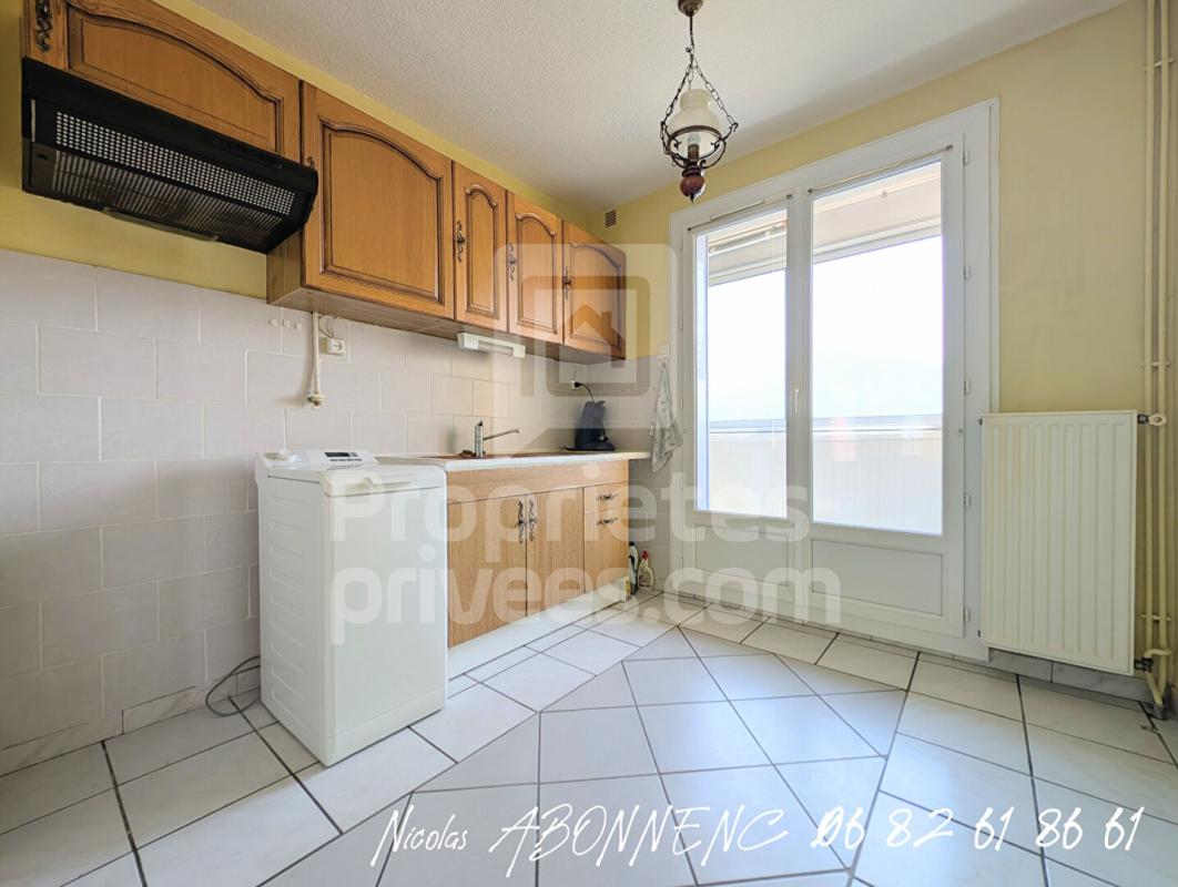 FONTAINE Appartement Fontaine 4 pièce(s) 61.62 m2 3
