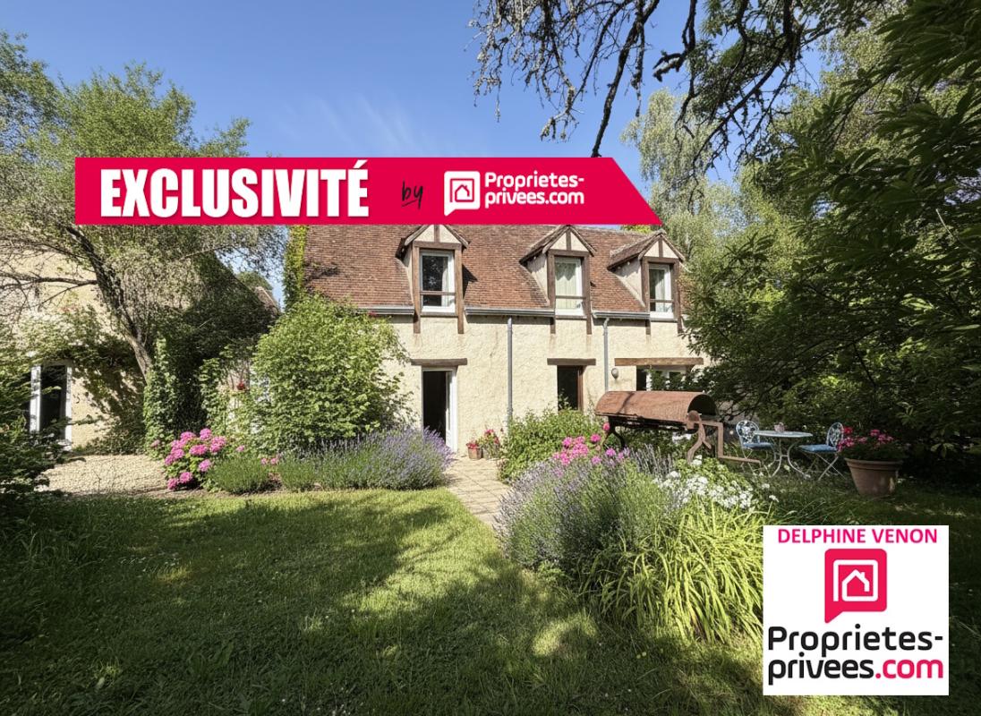 COMBREUX Exclusivité - Ensemble immobilier comprenant auberge + 3 gites avec piscine et tennis dans le centre bourg de Combreux sur un terrain de 4375 m² environ 1