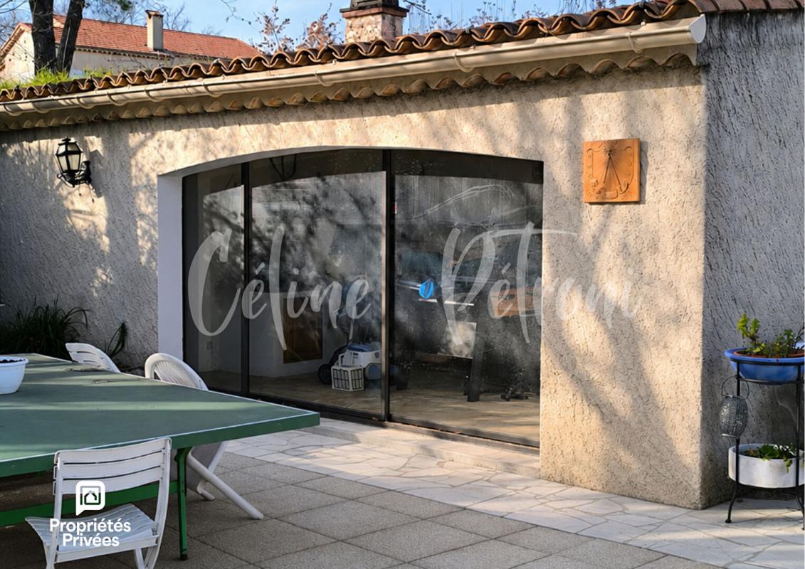 DRAGUIGNAN Demeure de caractère avec tourelle et piscine - 413 m² - Draguignan 15