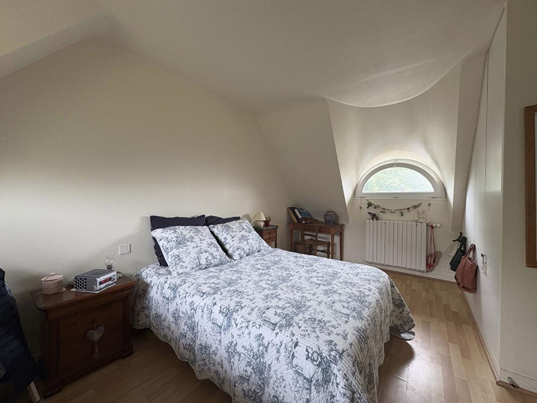 RIEC-SUR-BELON A vendre RIEC SUR BELON (29340) Ensemble de 2 Chaumières 11 pièces 3 chambres 275 m2 12
