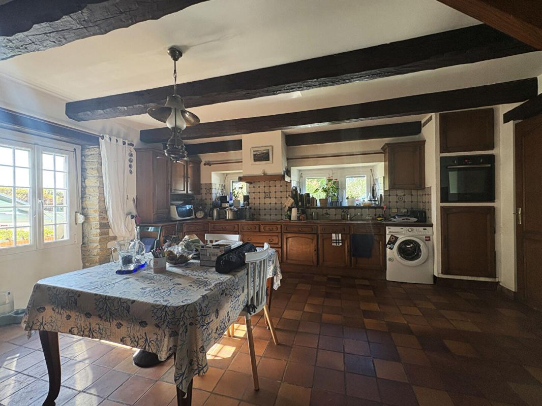 RIEC-SUR-BELON A vendre RIEC SUR BELON (29340) Ensemble de 2 Chaumières 11 pièces 3 chambres 275 m2 8