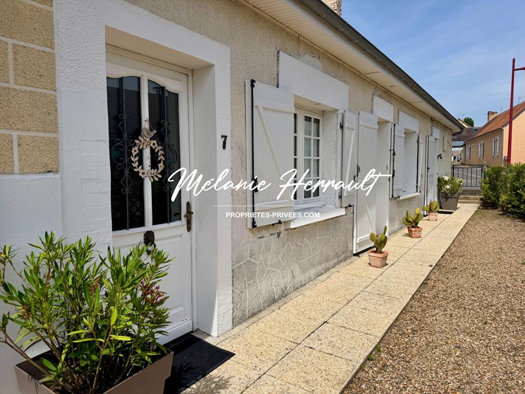 BRETTE-LES-PINS Maison - 3 chambres à Brette les Pins (72250) 1
