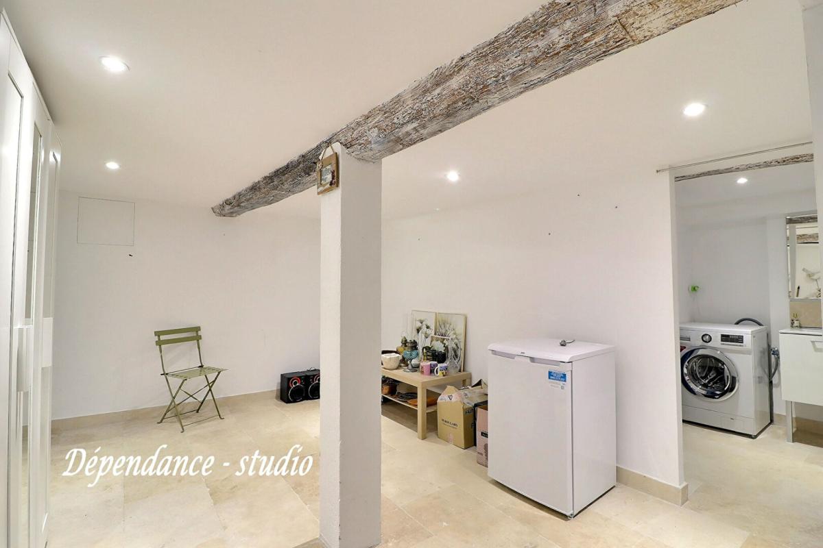 CAMPS-LA-SOURCE Maison Camps La Source 4 pièce(s) 83 m2 17