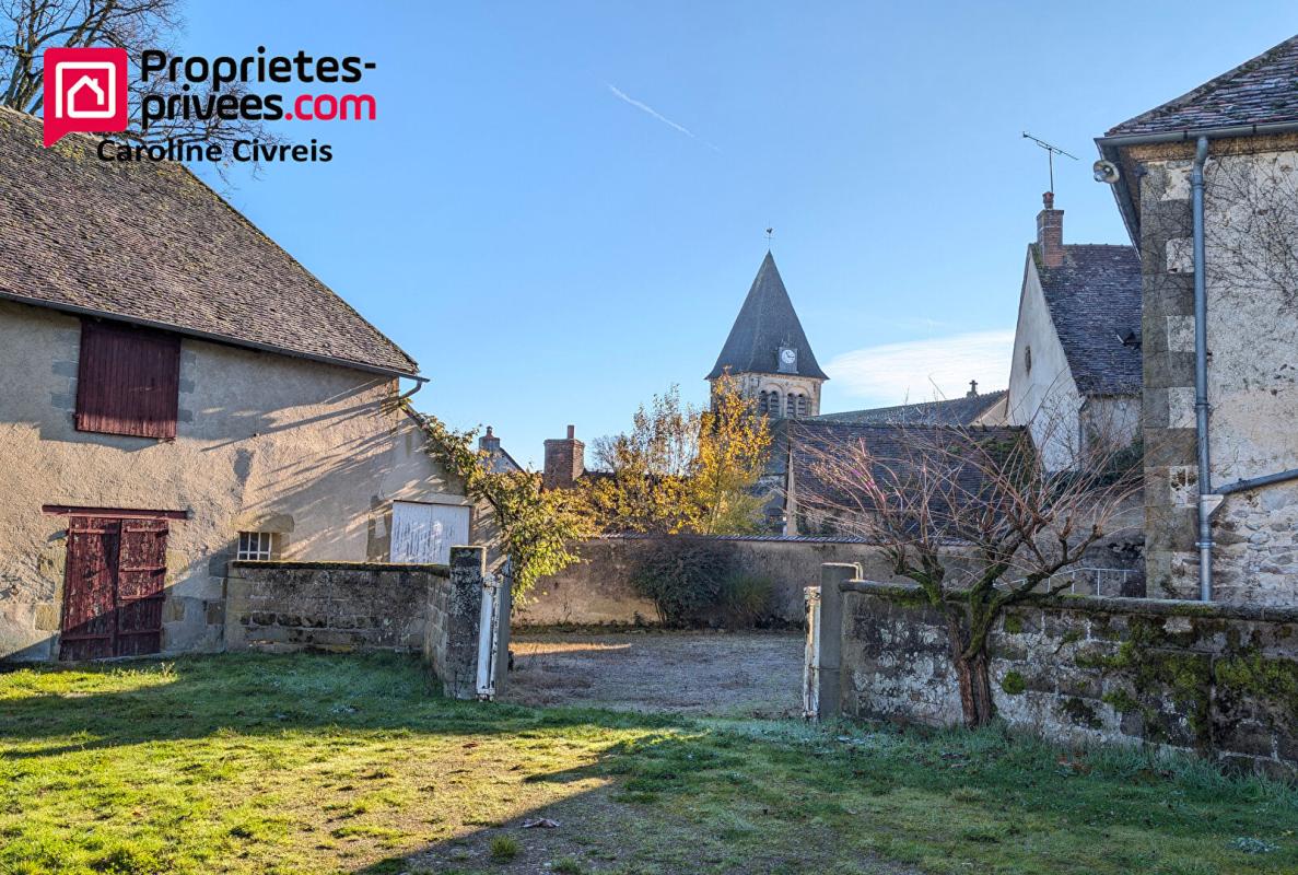THENEUILLE Propriété : maison de maitre avec ferme attenante + 5 hectares de prés 1