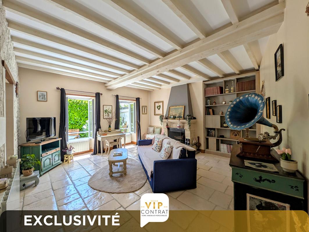 LONZAC Maison Lonzac 7 pièce(s) 258 m2 5