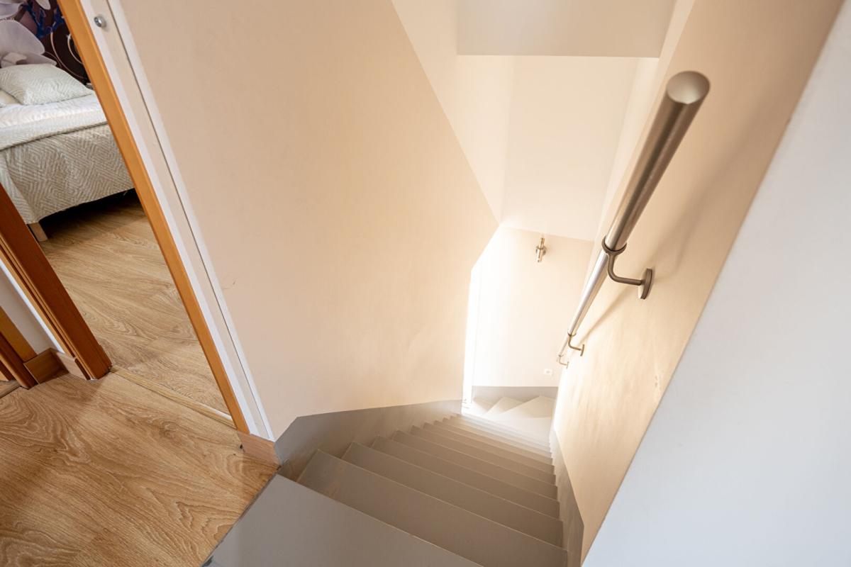 ROMORANTIN-LANTHENAY LIEUX UNIQUES ® x PROPRIÉTÉS PRIVÉES PROPOSE MAISON DE 2011 HYPER-CENTRE ROMORANTIN 87 M² 13