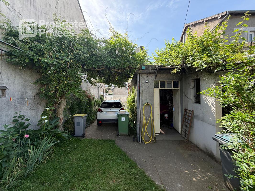 TOURS EXCLUSIVITÉ À VENDRE TOURS 37000 : MAISON 5 PIÈCES AVEC JARDIN ET POSSIBILITÉ D'EXTENSION QUARTIER BEAUJARDIN 10