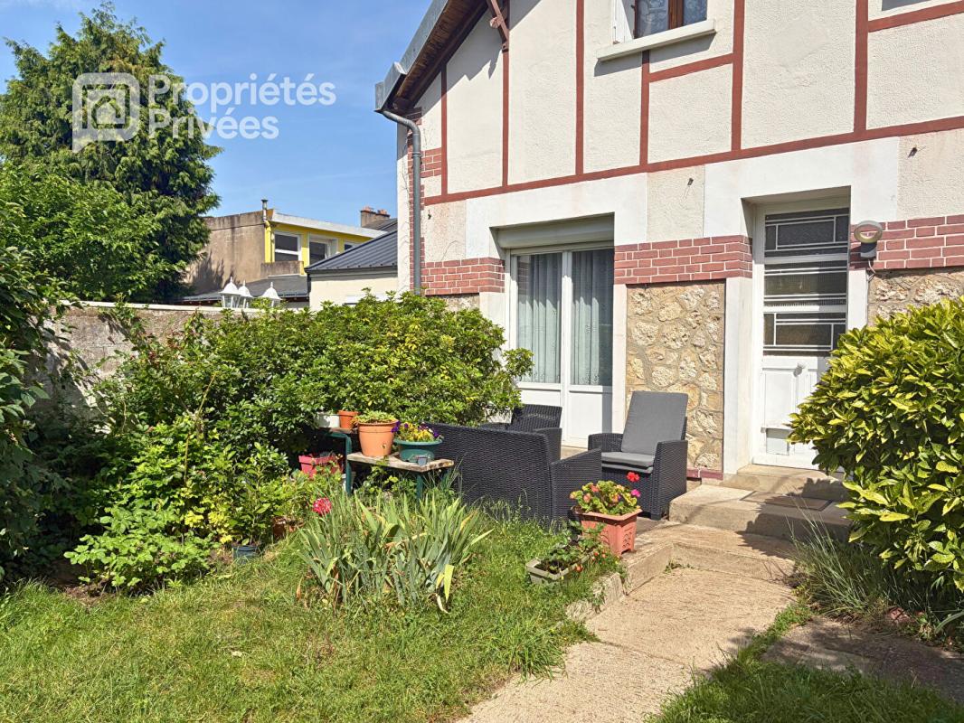TOURS EXCLUSIVITÉ À VENDRE TOURS 37000 : MAISON 5 PIÈCES AVEC JARDIN ET POSSIBILITÉ D'EXTENSION QUARTIER BEAUJARDIN 12