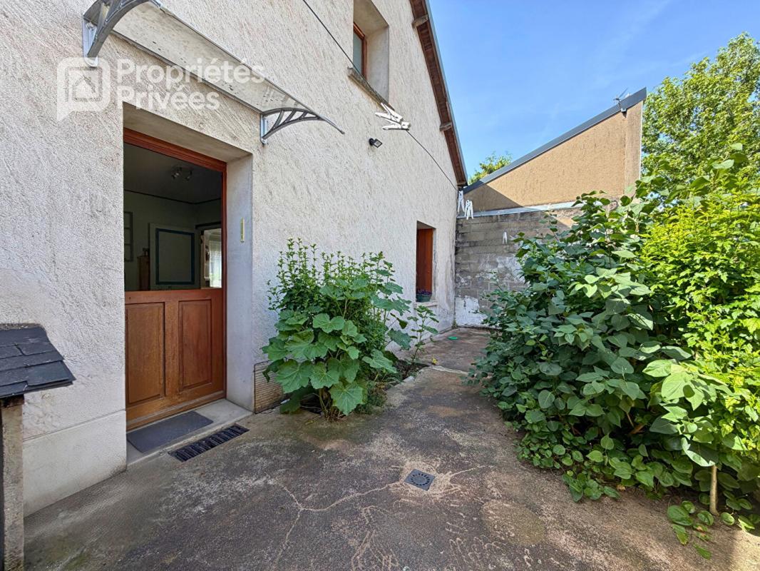 TOURS EXCLUSIVITÉ À VENDRE TOURS 37000 : MAISON 5 PIÈCES AVEC JARDIN ET POSSIBILITÉ D'EXTENSION QUARTIER BEAUJARDIN 6