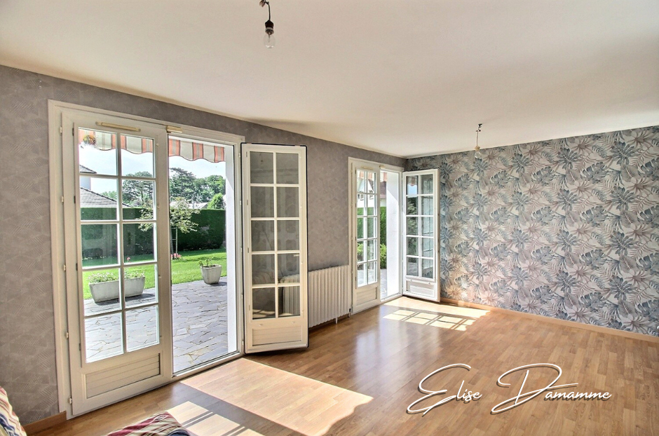 ROGERVILLE Première mise en vente! Rogerville - Maison 3  chambres, jardin, sous-sol complet 13