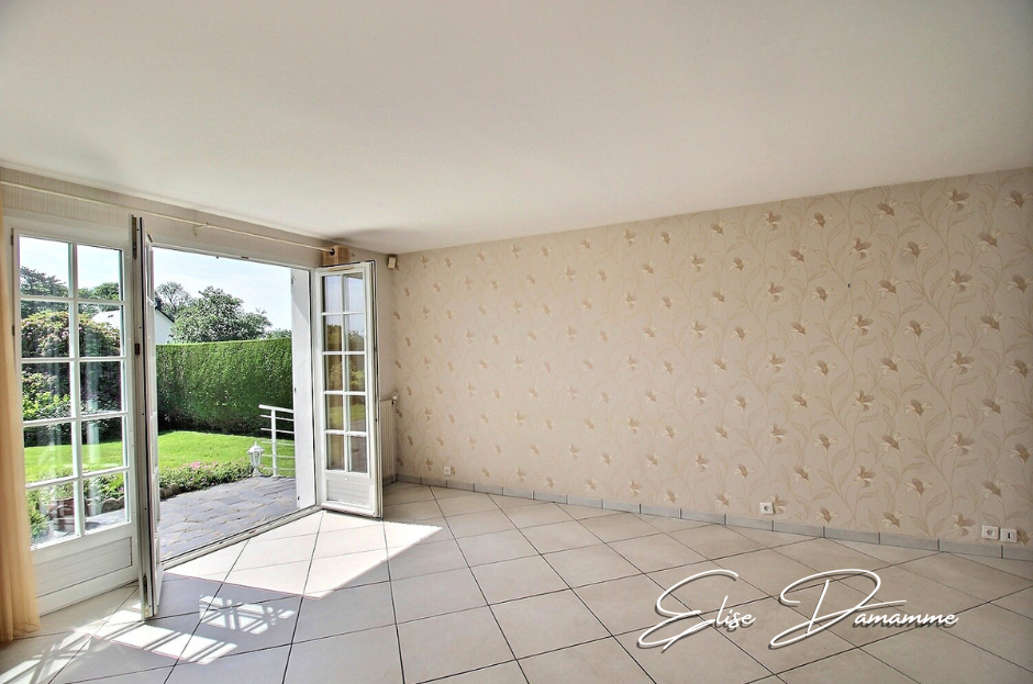 ROGERVILLE Première mise en vente! Rogerville - Maison 3  chambres, jardin, sous-sol complet 6