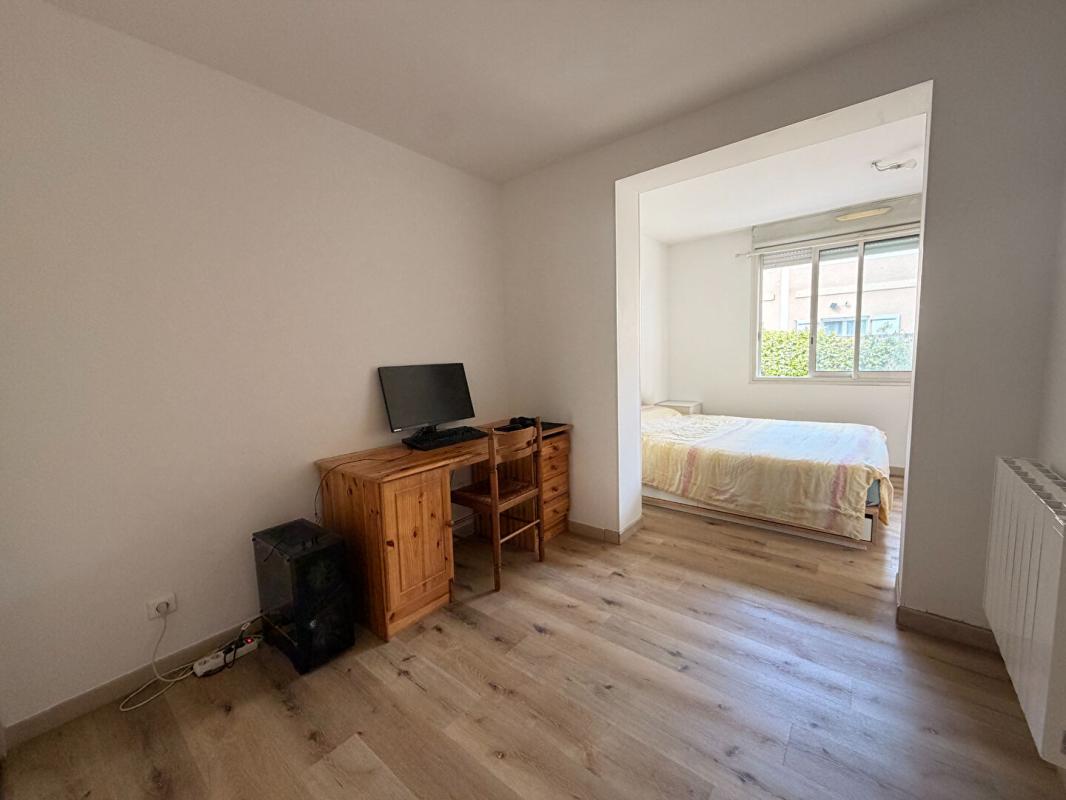 PESSAC APPARTEMENT T2 BIS DE 53M² AVEC PLACE DE PARKING 11