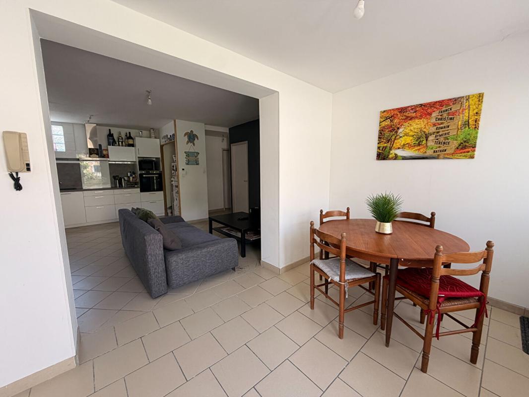 PESSAC APPARTEMENT T2 BIS DE 53M² AVEC PLACE DE PARKING 4