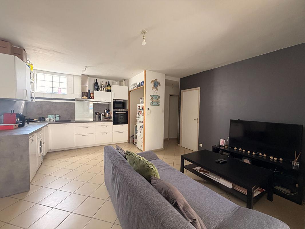 PESSAC APPARTEMENT T2 BIS DE 53M² AVEC PLACE DE PARKING 6