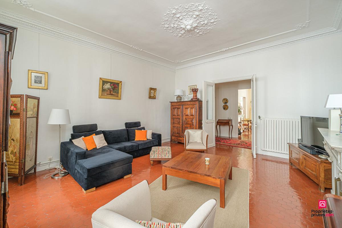 MARSEILLE-6E-ARRONDISSEMENT Appartement 6 pièce(s) 180 m2 11