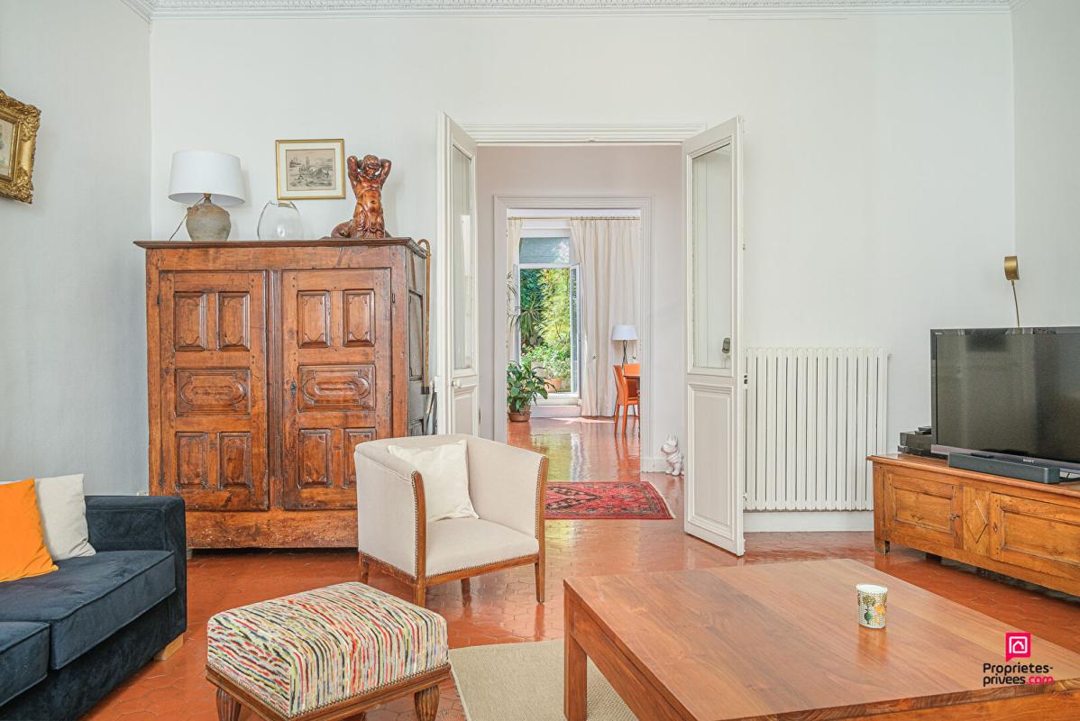 MARSEILLE-6E-ARRONDISSEMENT Appartement 6 pièce(s) 180 m2 12