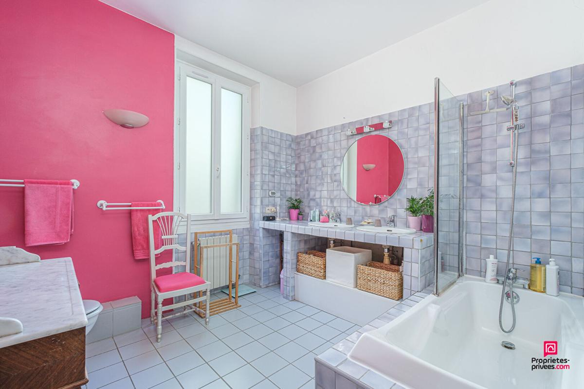 MARSEILLE-6E-ARRONDISSEMENT Appartement 6 pièce(s) 180 m2 18