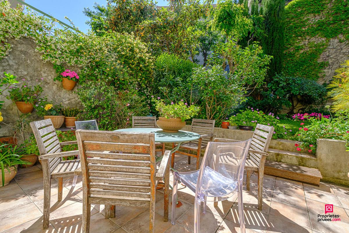 MARSEILLE-6E-ARRONDISSEMENT Appartement 6 pièce(s) 180 m2 5