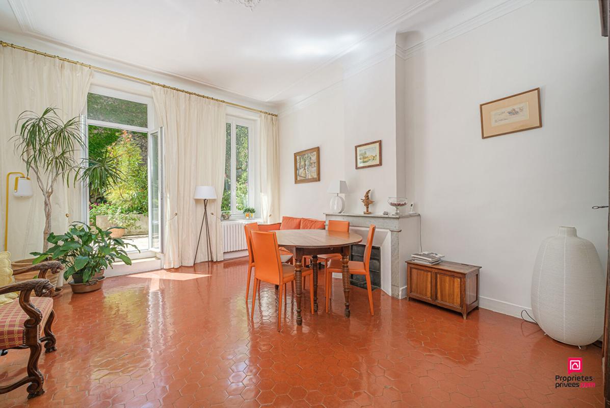 MARSEILLE-6E-ARRONDISSEMENT Appartement 6 pièce(s) 180 m2 8