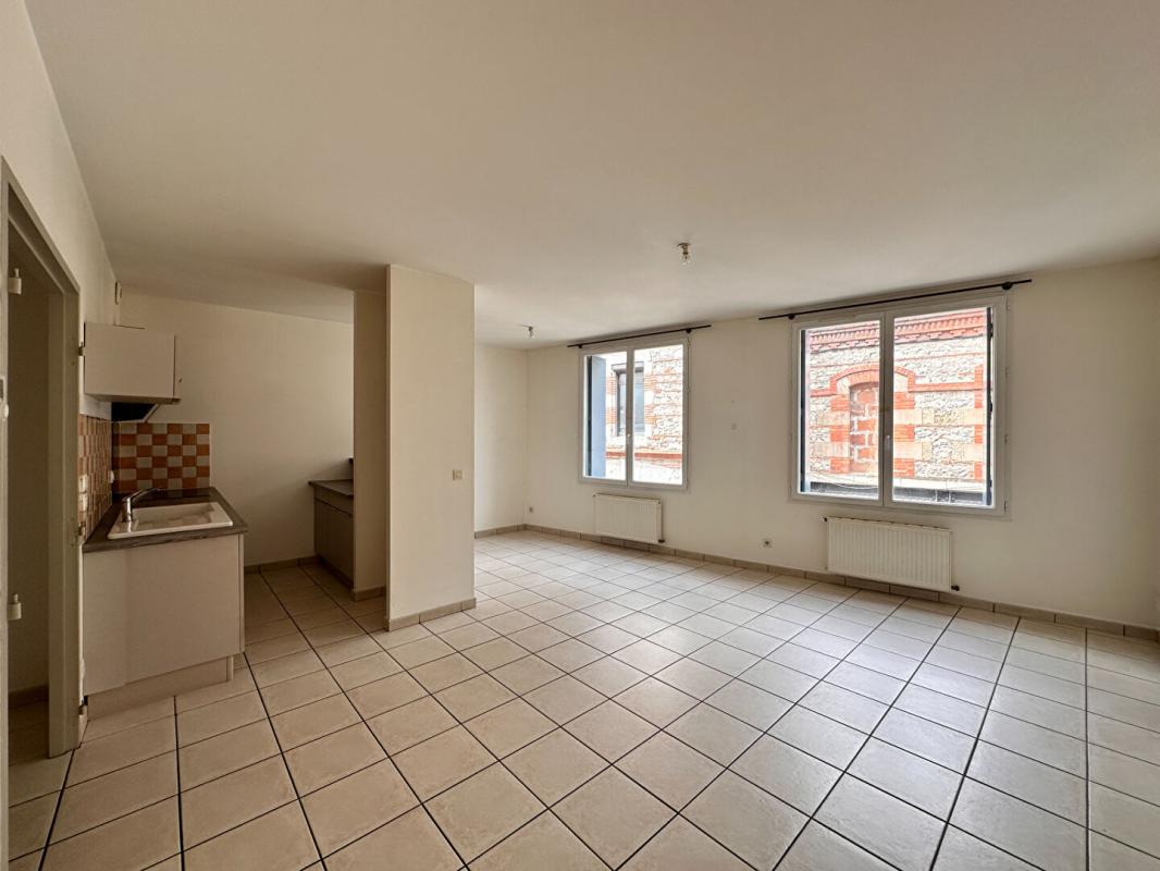 AGEN Appartement  3 pièce(s) 4
