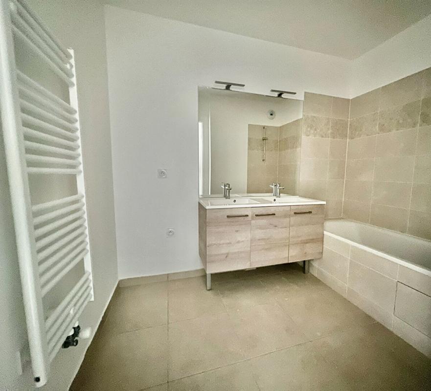 PLAISIR Appartement à Plaisir aux Gâtines - Résidence "Les Demeures" - 4 pièces 10