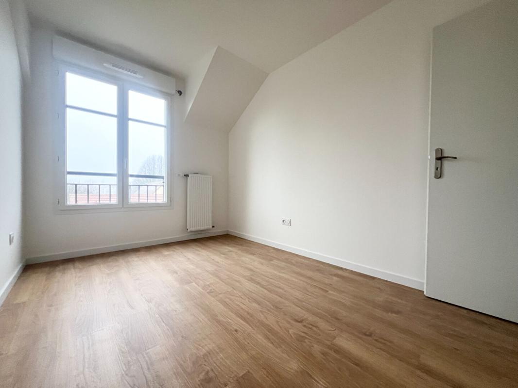 PLAISIR Appartement à Plaisir aux Gâtines - Résidence "Les Demeures" - 4 pièces 8