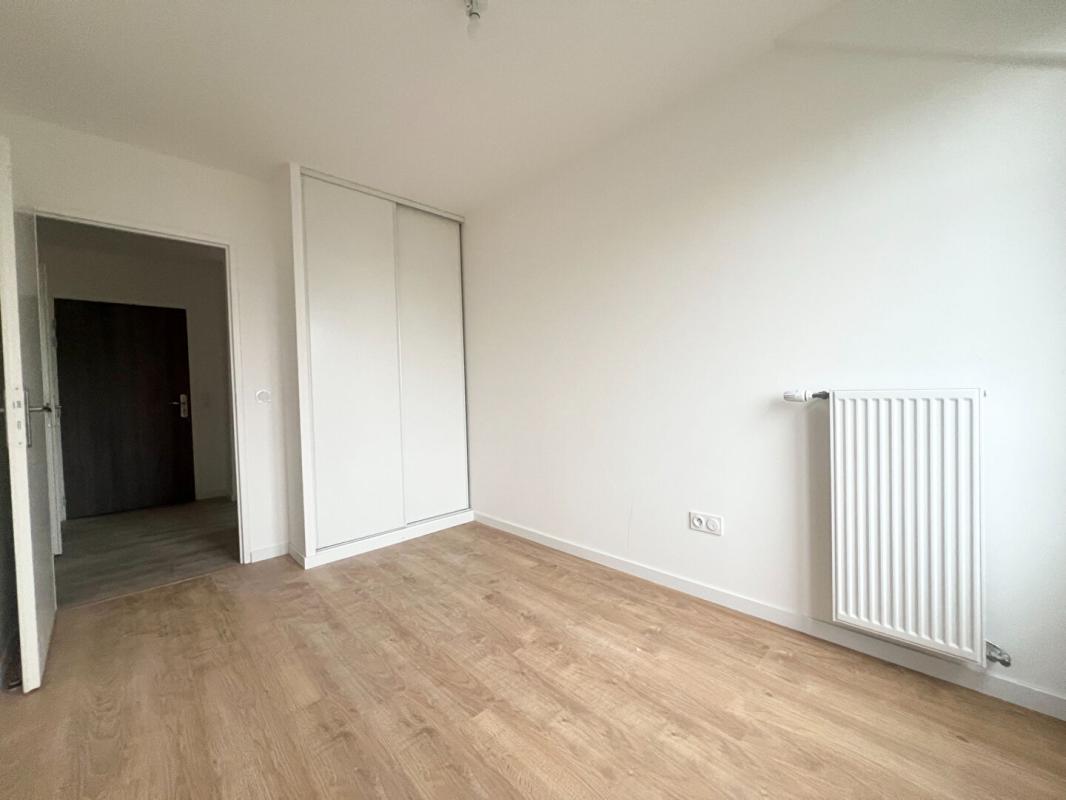 PLAISIR Appartement à Plaisir aux Gâtines - Résidence "Les Demeures" - 4 pièces 9