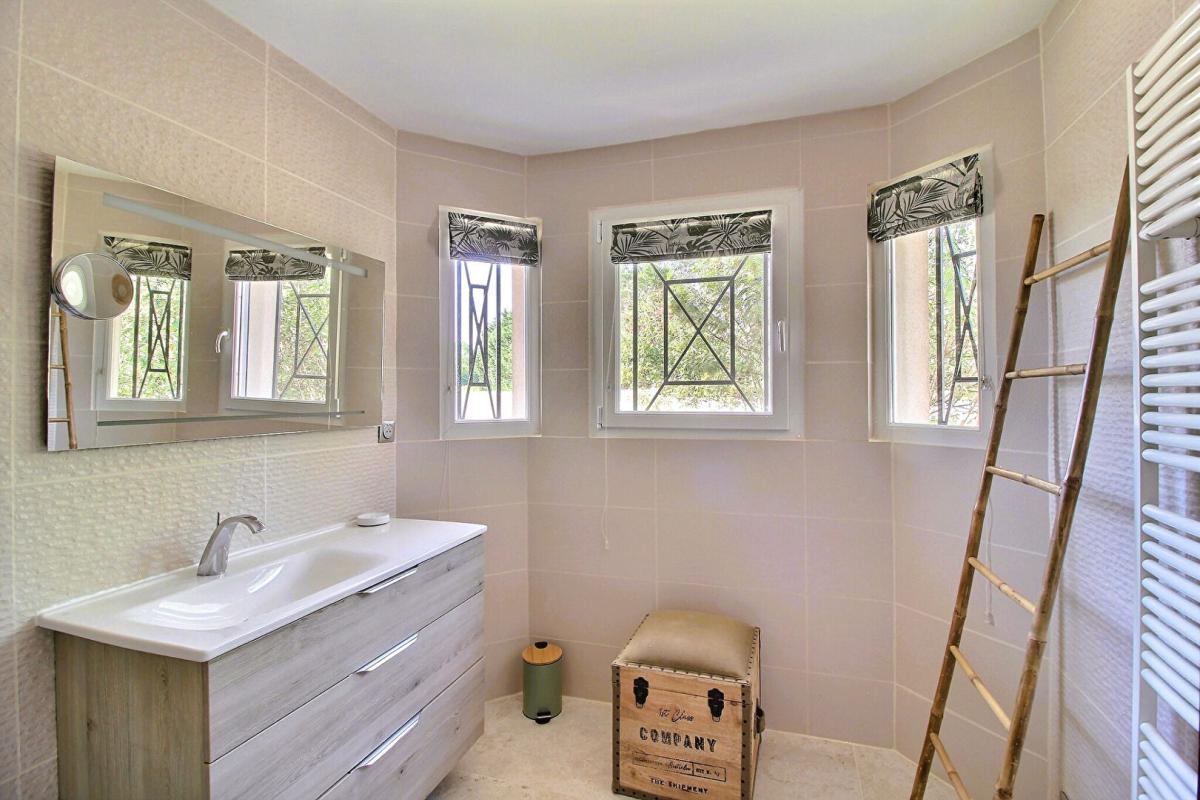 CUSSAC-FORT-MEDOC MAISON 8 PIÈCES 202 M² PLAIN-PIED PISCINE GARAGE DOUBLE CUSSAC-FORT-MEDOC 10