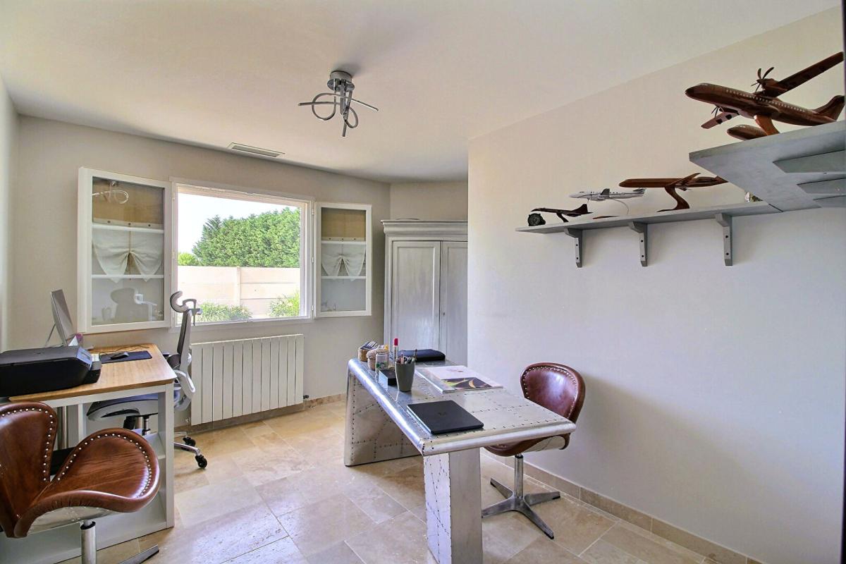 CUSSAC-FORT-MEDOC MAISON 8 PIÈCES 202 M² PLAIN-PIED PISCINE GARAGE DOUBLE CUSSAC-FORT-MEDOC 13