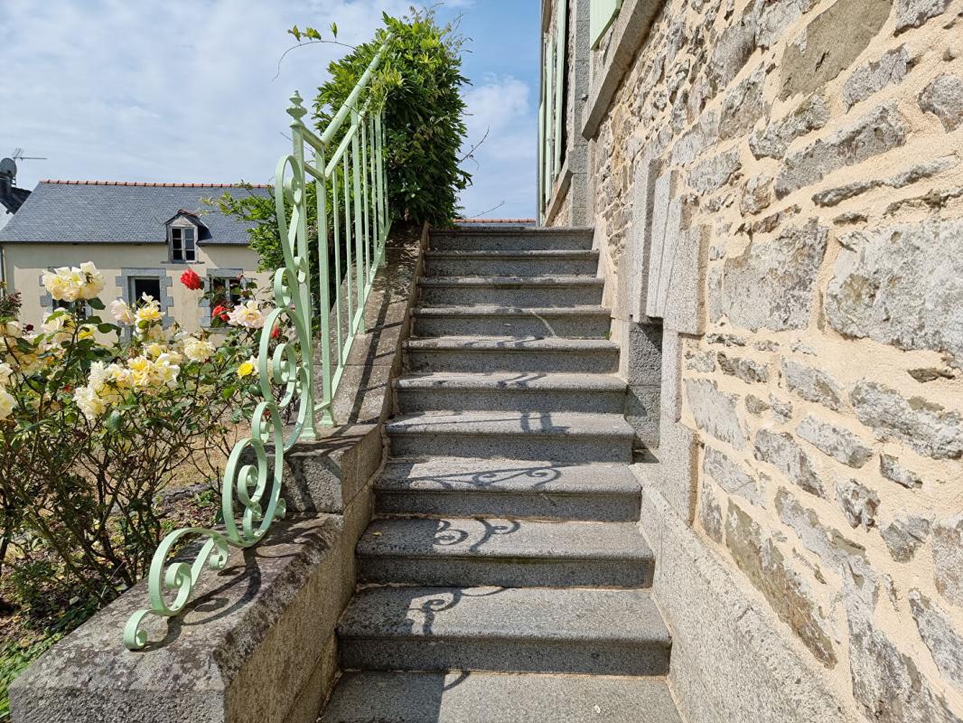 MAEL-CARHAIX Maison de maître Mael Carhaix 15 pièce(s) 416 m2 17