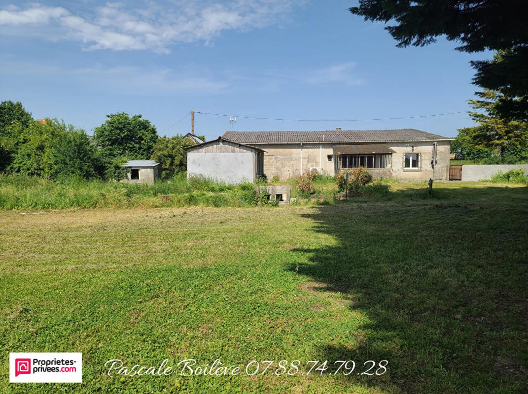 BLOU Maison à rénover - Blou (49160) 2