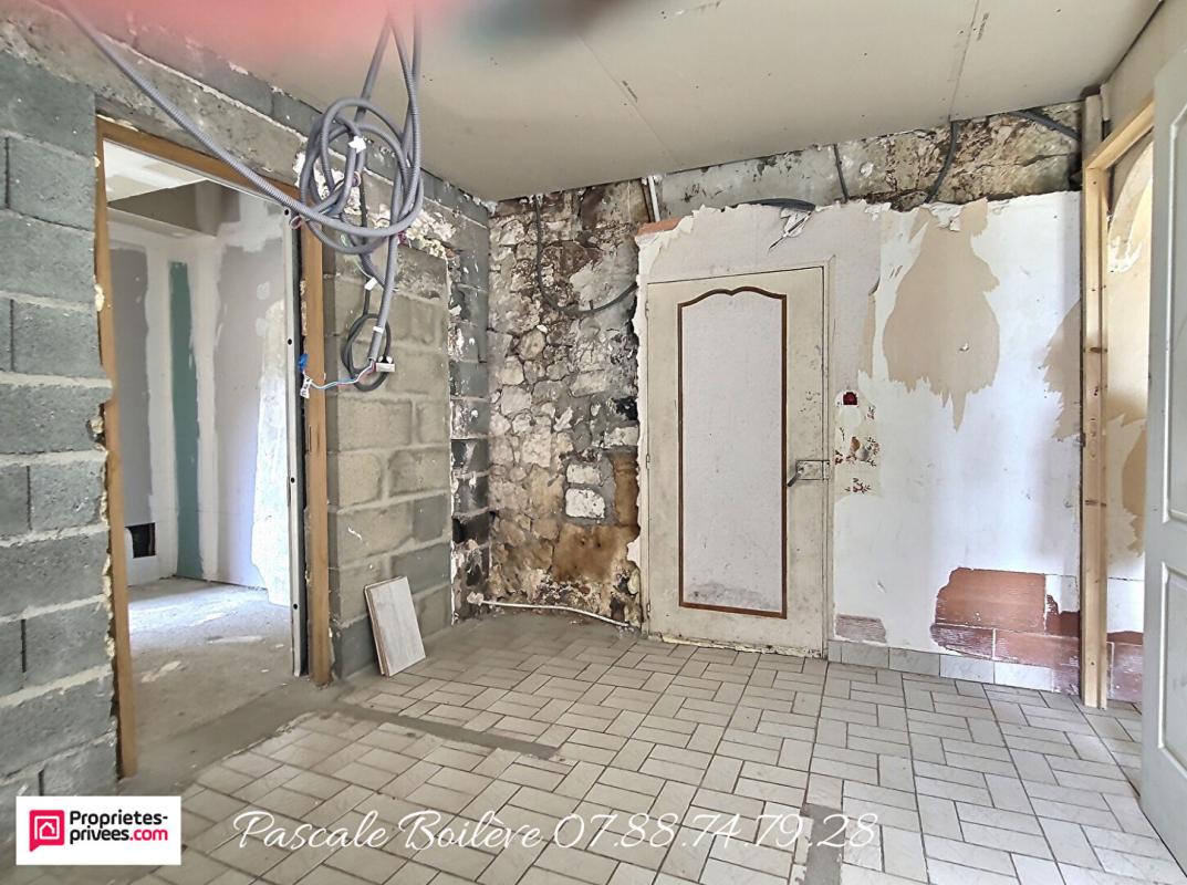 BLOU Maison à rénover - Blou (49160) 7