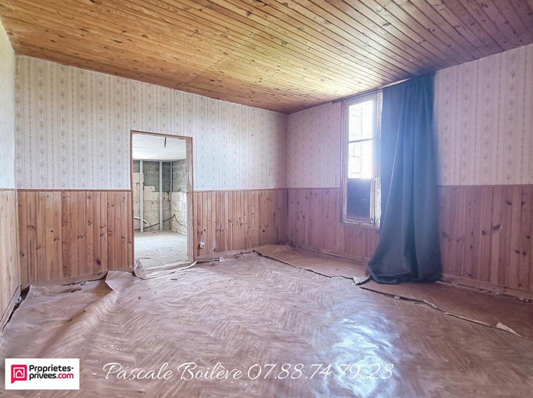 BLOU Maison à rénover - Blou (49160) 9