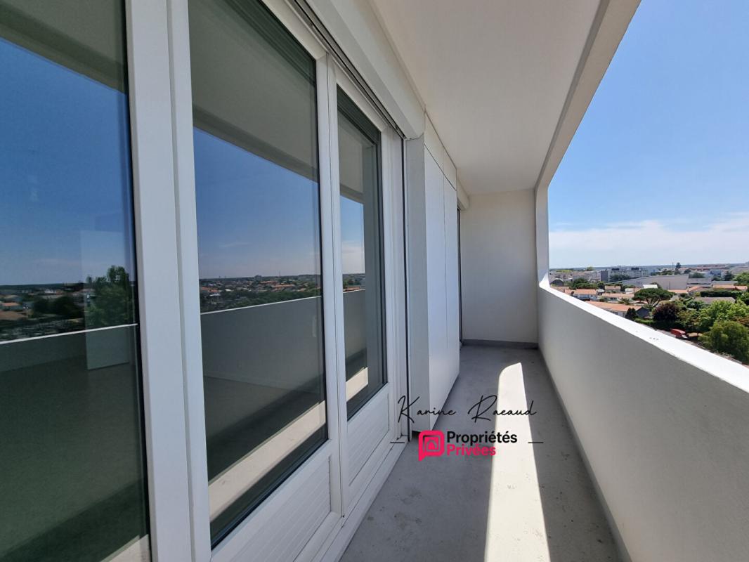LA ROCHE-SUR-YON Appartement La Roche Sur Yon 58.9 m2, 1 chambre 8