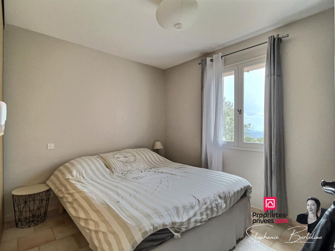 DRAGUIGNAN Maison plain pied - 1000m2 de terrain 6