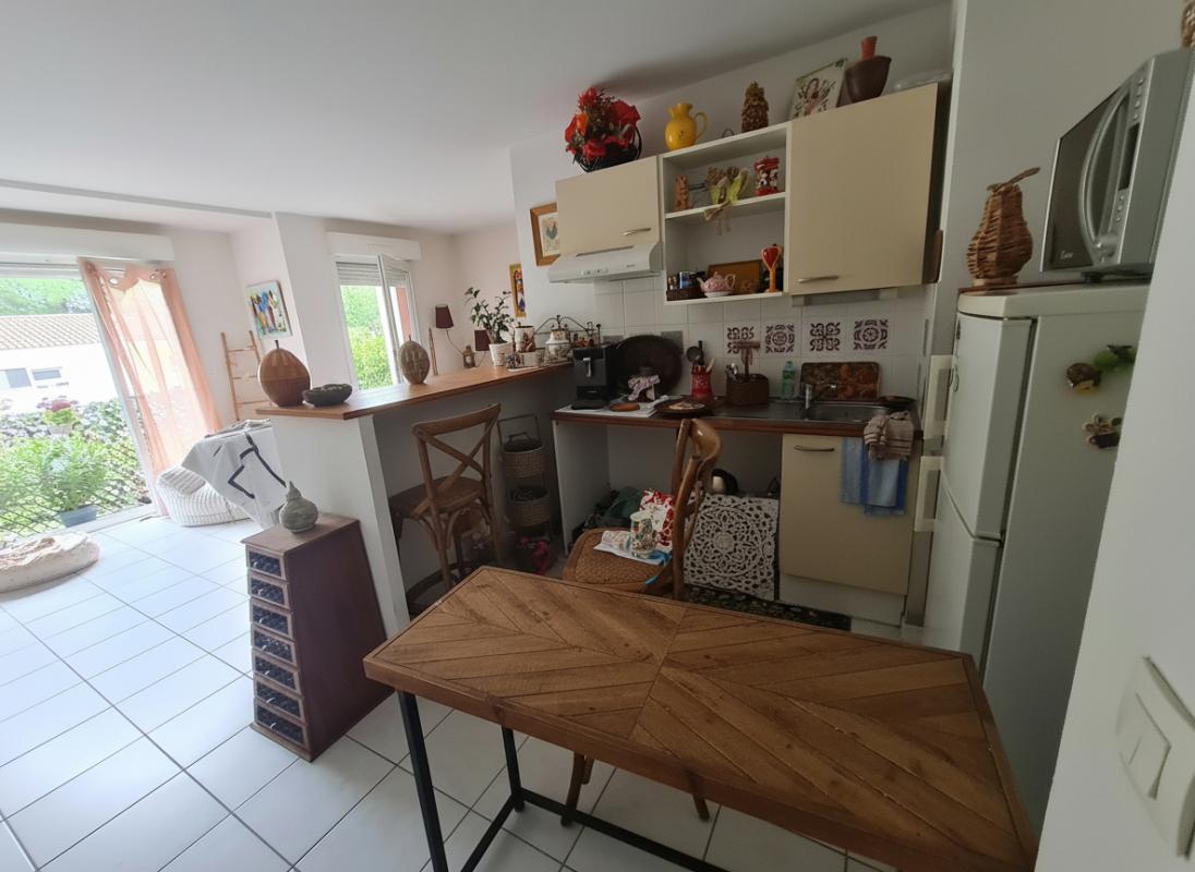 LIBOURNE Appartement cosy lumineux avec balcon et 2 places de parkings 6