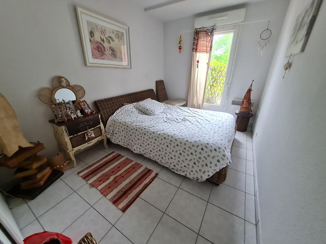 LIBOURNE Appartement cosy lumineux avec balcon et 2 places de parkings 7