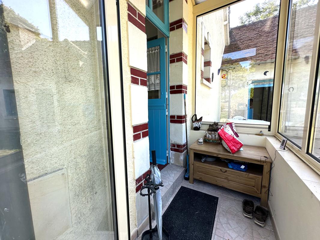 VEUIL Charmante maison des années 50 situé à Veuil 5
