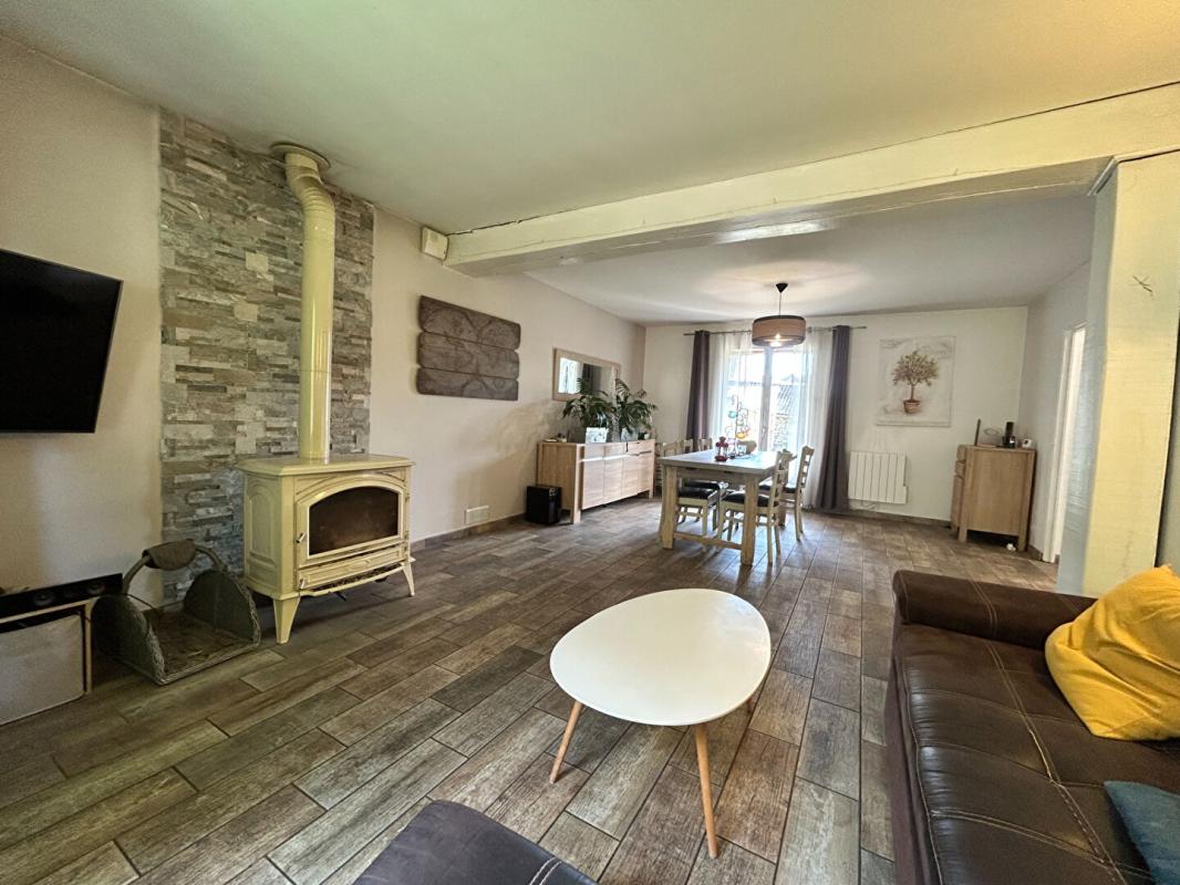 CHARS PAVILLON IDEAL POUR UNE GRANDE FAMILLE ! 5