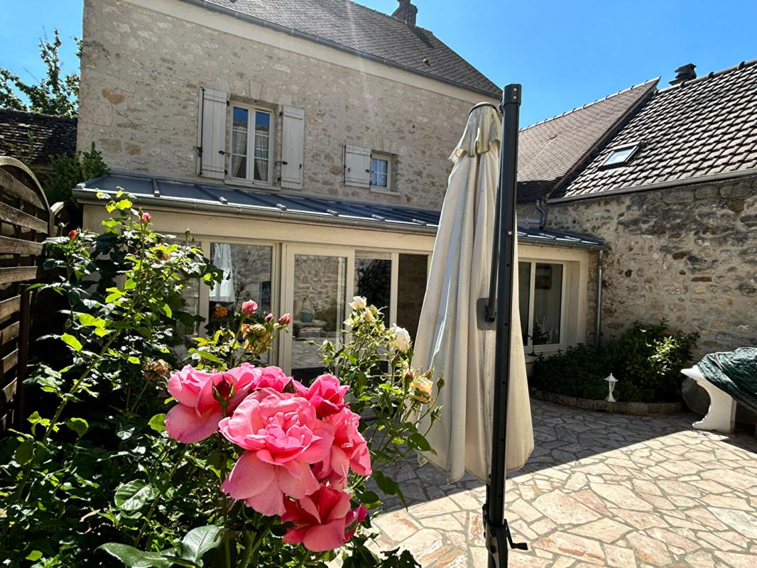 LE PERCHAY CHARMANTE MAISON EN PIERRES COMPLETEMENT RENOVEE ! 2