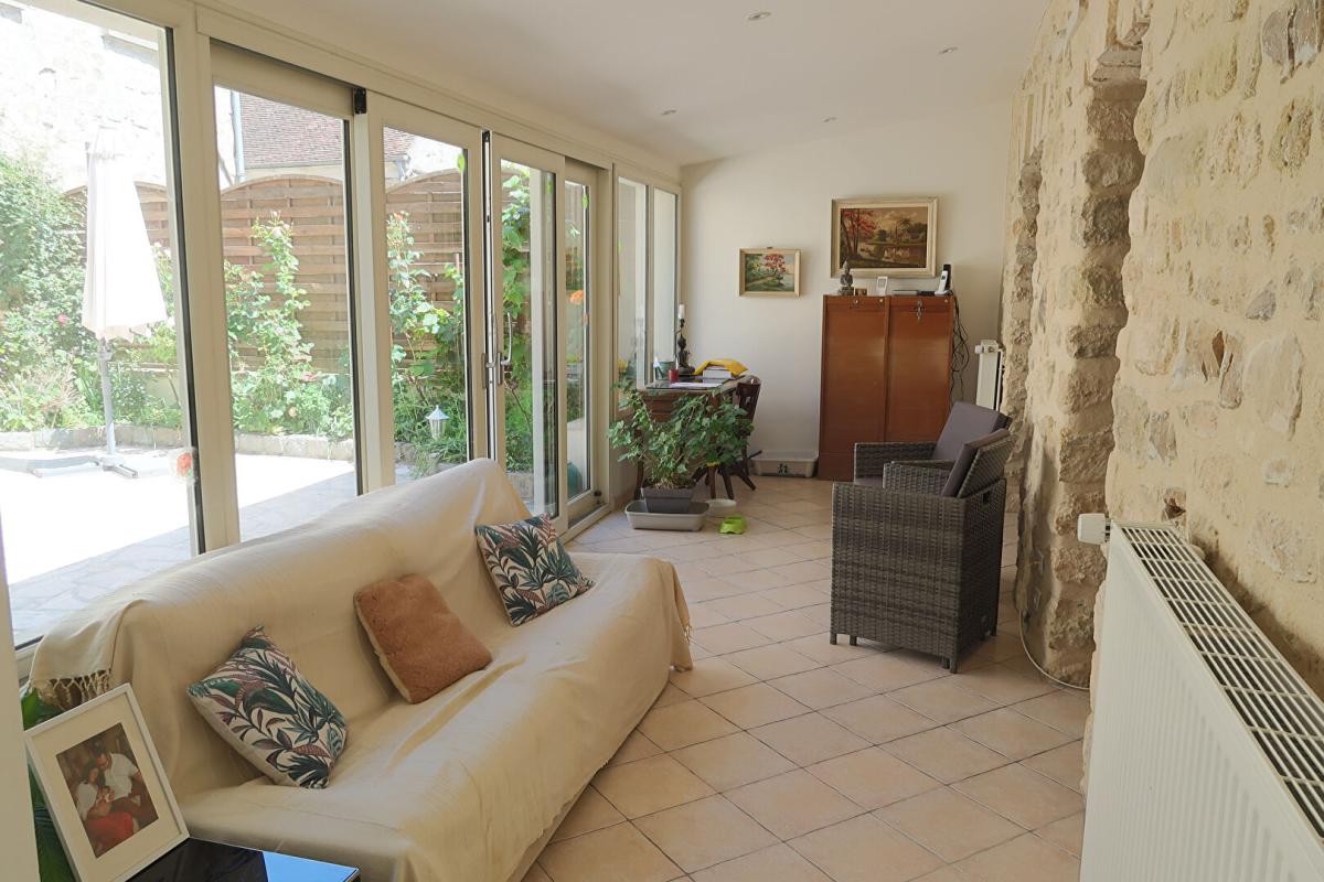 LE PERCHAY CHARMANTE MAISON EN PIERRES COMPLETEMENT RENOVEE ! 6