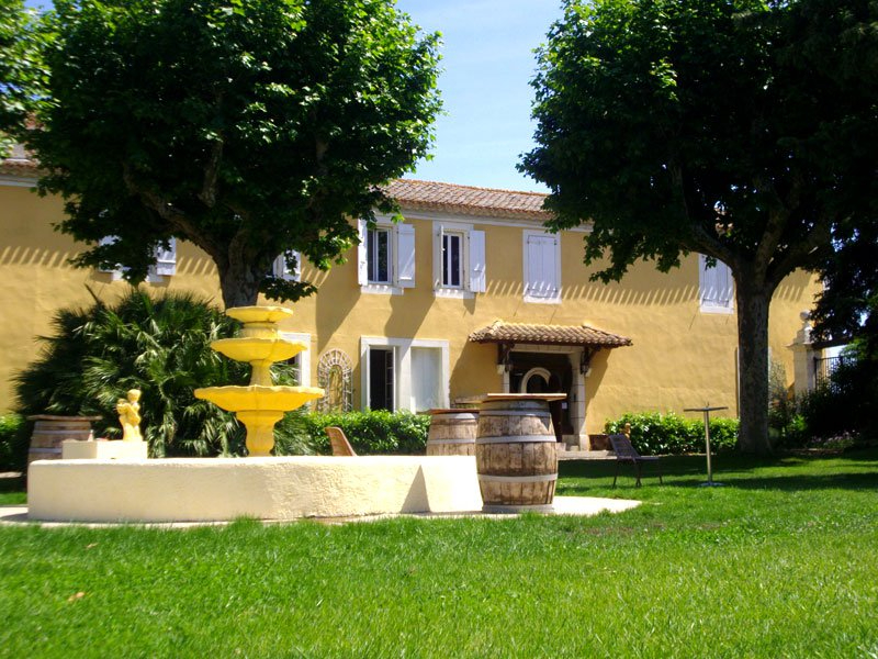 BEZIERS Domaine de caractère avec salle de réception, parc de 1,5 hectare et logements 5