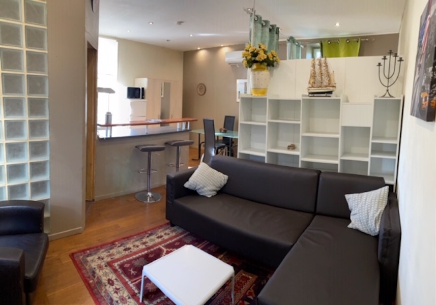 BEZIERS Domaine de caractère avec salle de réception, parc de 1,5 hectare et logements 9