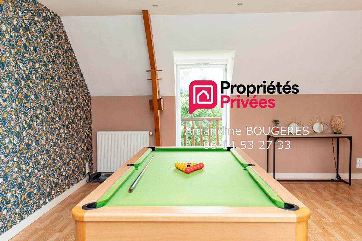 BAIS BAIS 35680 - 356 000 EUROS - Dépendances- grand jardin- 4 chambres 6