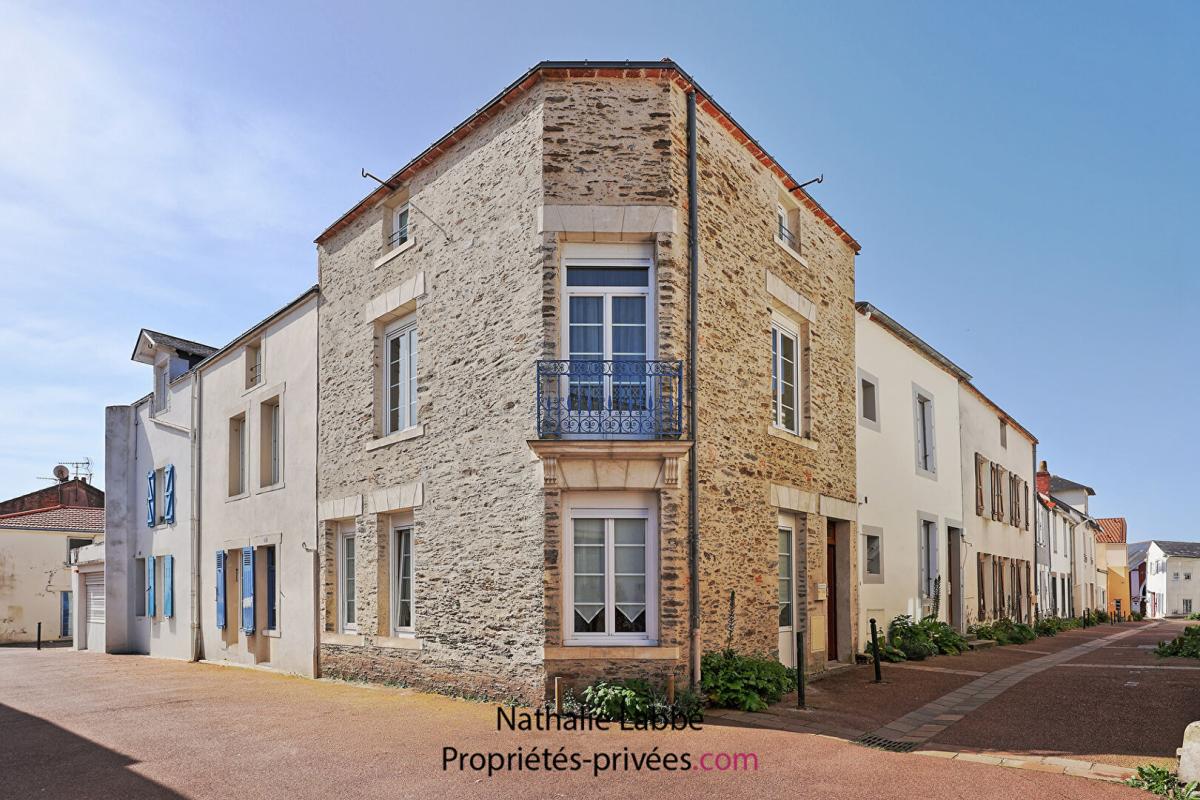 PORNIC Maison de Ville de caractère Pornic Centre 4 pièce(s) 90m2env 1