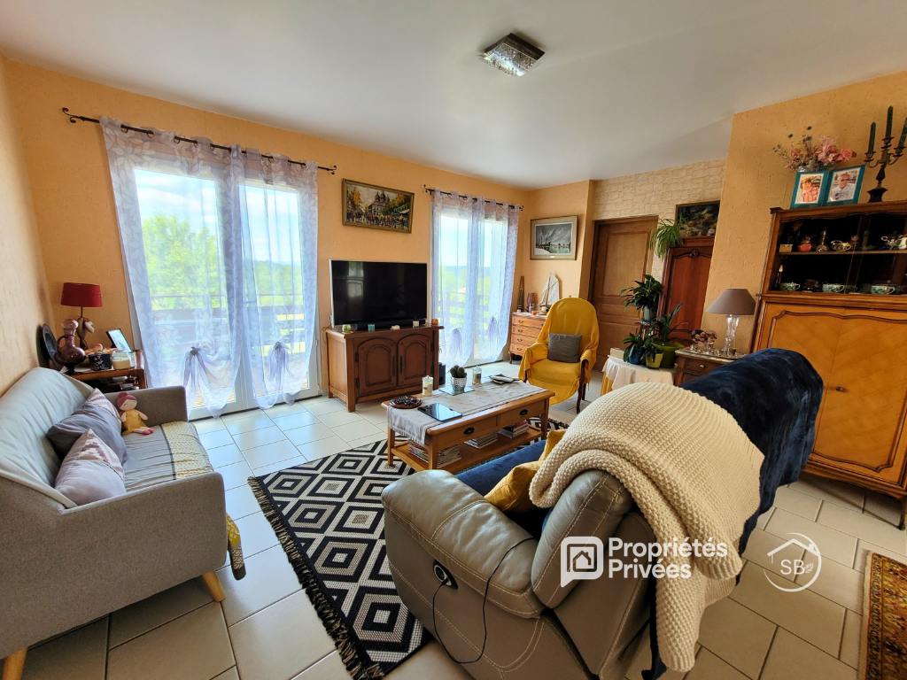 JOYEUSE Villa avec vue dominante de 127 m² - 4 chambres -Proche Joyeuse- 323 000 HAI 8